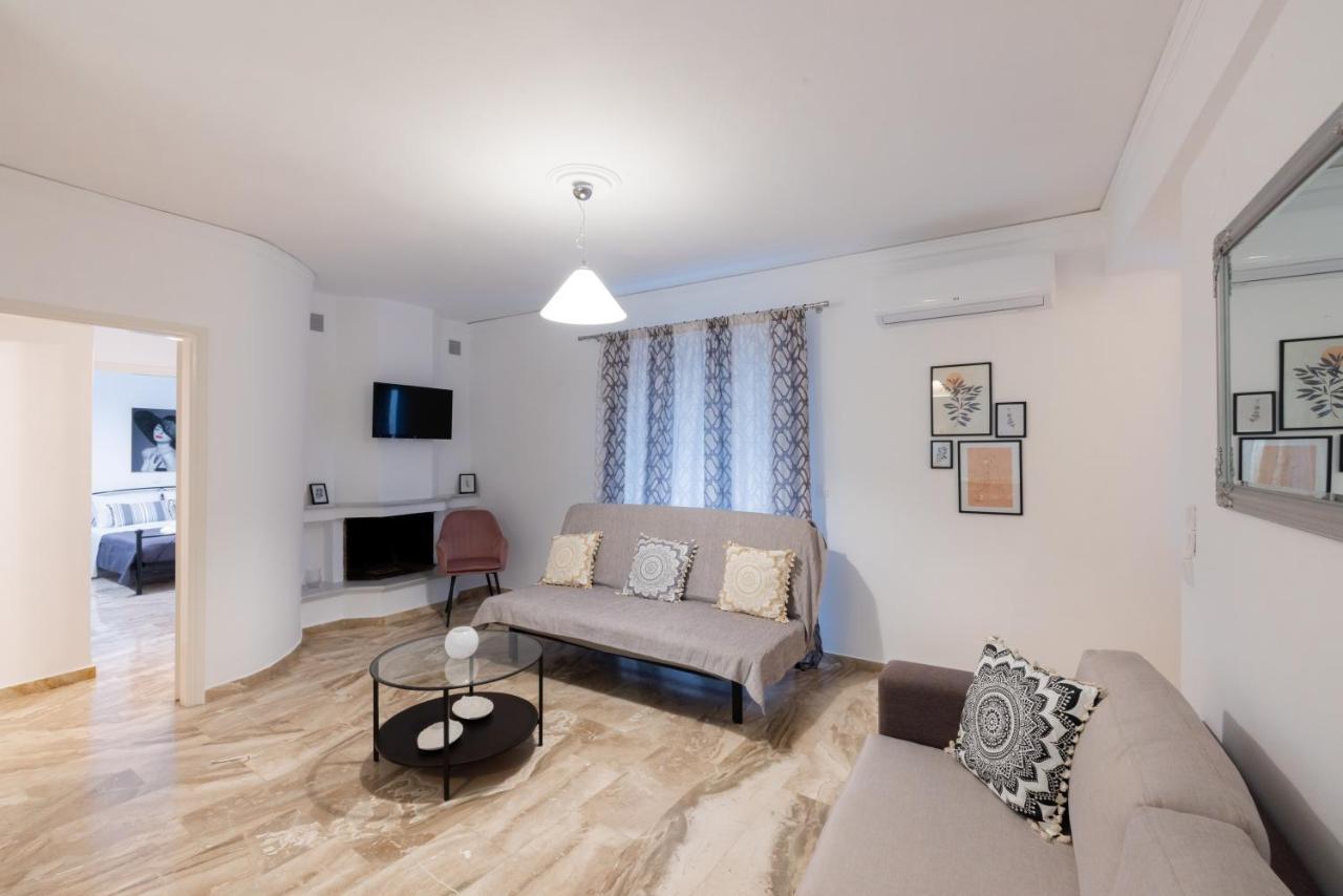 Magdalenia's Cozy